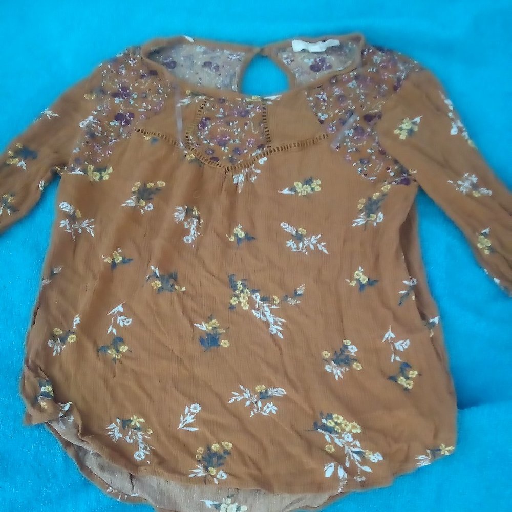 Juniors Rewind 3/4 sleeve Orange Floral Top Size Medium